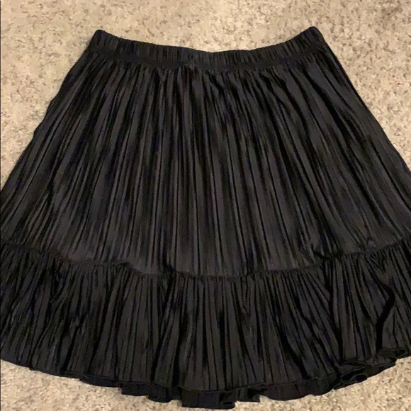 Zara Dresses & Skirts - ZARA pleaded black skirt
